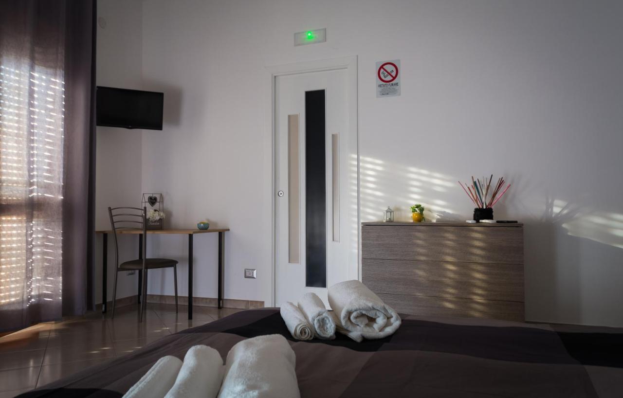 Raro'S Home Bed & Breakfast Помпей Екстериор снимка