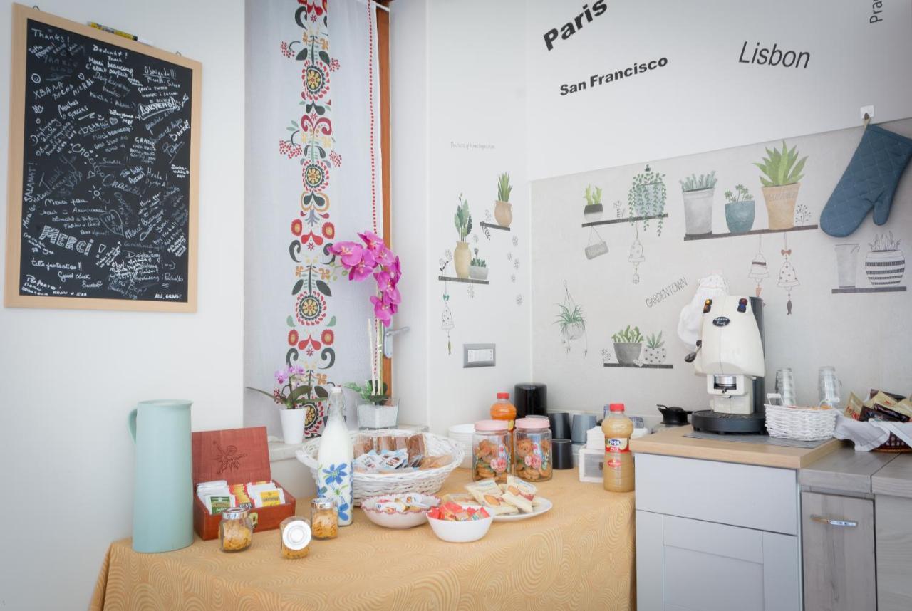 Raro'S Home Bed & Breakfast Помпей Екстериор снимка